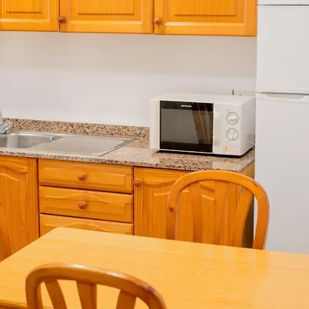 Colonial 3*